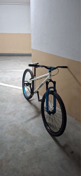 Bici Dirt Jump Talla 26