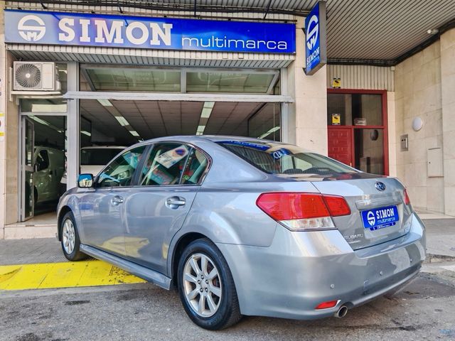 Subaru Legacy 2010