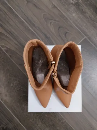 Stivale a tronchetto Too White num 41