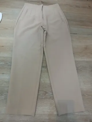 Pantaloni nuovi zara