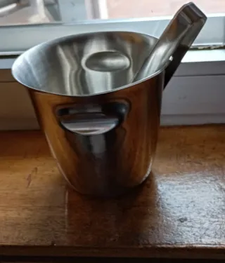 CUBITERAS PARA HIELO ALTO 10.5X11,5 CM ANCHO