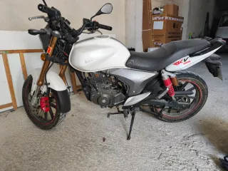 Moto Keeway rkv 125
