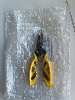 Alicates de pesca multifunción