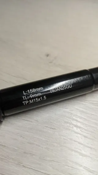 Eje pasante MAXLE M15x1.5