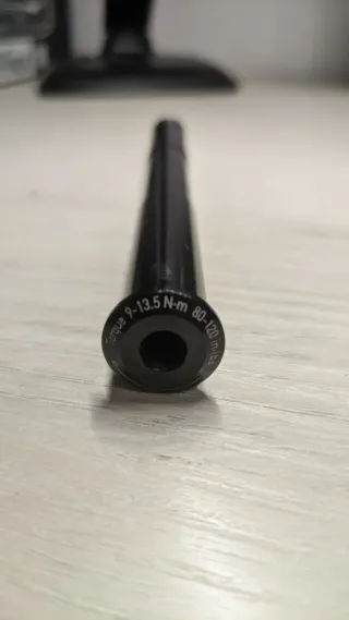 Eje pasante MAXLE M15x1.5