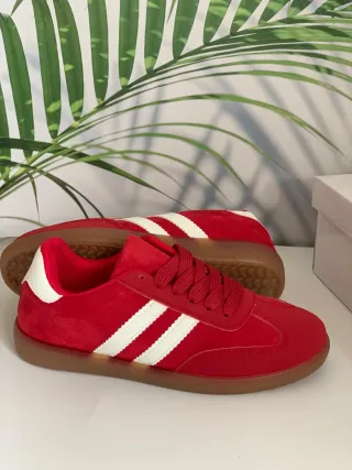 Zapatillas mujer. Número 39