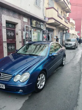 Mercedes-Benz  CLK 2004