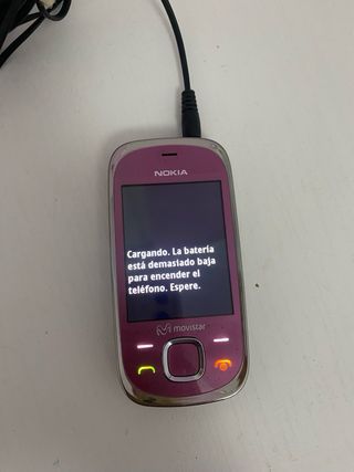 Nokia Rosa con Cargador