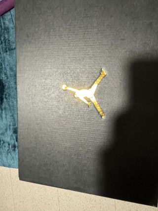 Jordan mid 1 vendo 150€ nuevas tallas 43