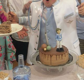 Traje comunión niño blanco y beige