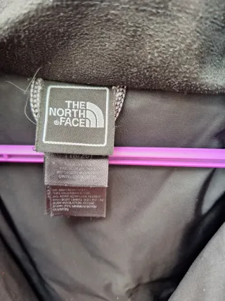 Abrigo de The North Face, otra chaqueta de Zara y