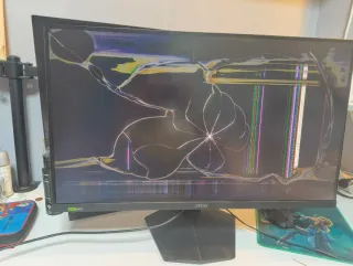 MSI G274F 27" 180 Hz LCD Para Piezas