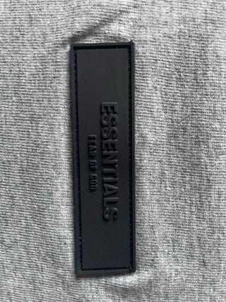 Camiseta Essentials gris oversize S