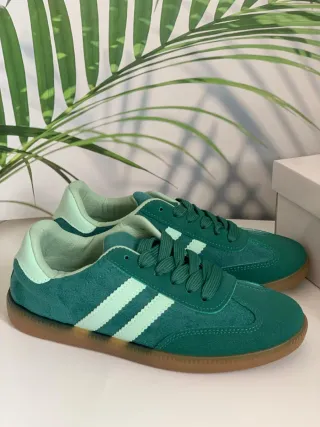 Zapatillas mujer. Número 38