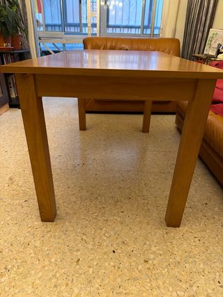 Mesa de comedor con cristal