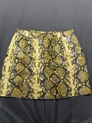 Mini falda mujer M bershka