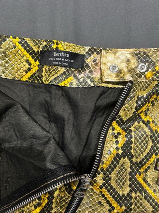 Mini falda mujer M bershka