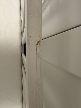 Cuna de Ikea modelo sundvik 60x120