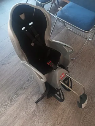 Silla para bicicleta con bandera Noruega