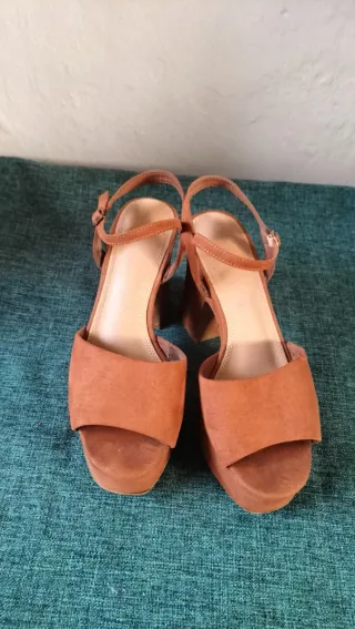 Zapatos de señora con tacon ancho dé verano