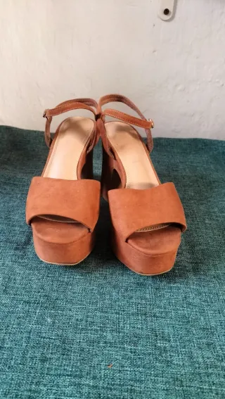 Zapatos de señora con tacon ancho dé verano