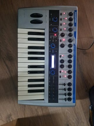 Novation K-Station Sintetizador