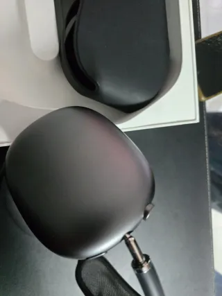 AirPods Max Medianoche