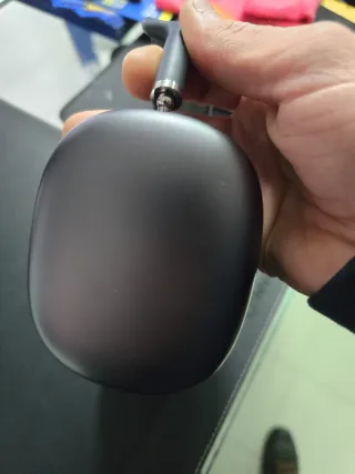 AirPods Max Medianoche