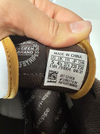 Zapatillas Adidas Forum Low Marrones y Blancas