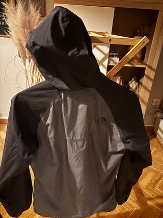 Cortavientos The North Face Beige y Negro