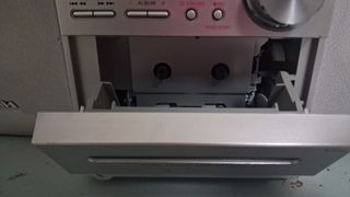 Mimicadena Aiwa XR-EM330