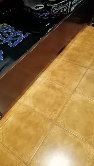 Canapé de 1'90 x1'05. En perfecto estado.