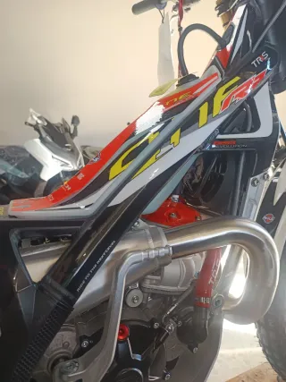 TRS RR 250 INYECCIÓN 2026