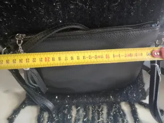 Tracolla vera pelle più sciarpa