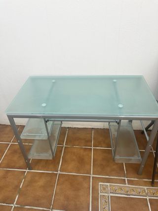 Mesa escritorio cristal y metal
