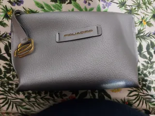 Pochette beauty Piquadro color argento