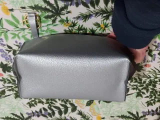 Pochette beauty Piquadro color argento