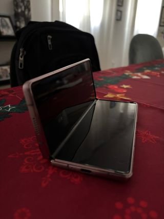 Samsung Galaxy Z Fold 2 5G Rose Gold