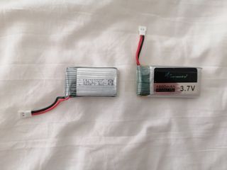 Dron Cuadricóptero SYMA X5SW-1 con Extras.