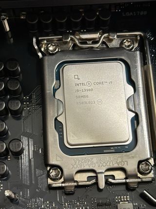 i9 13900 NUOVO, 32GB Ram e TUF B760 - In blocco