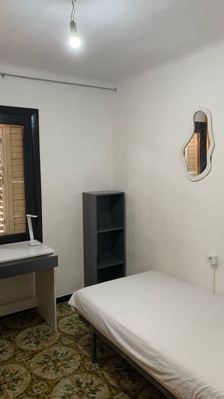 Habitación en Alicante para Mujer