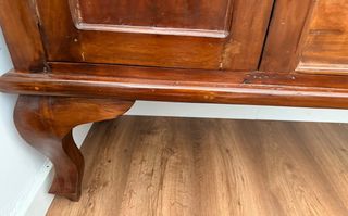 Aparador de madera tailandesa