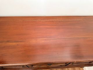 Aparador de madera tailandesa