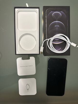 Iphone 12 pro - 128 Gb color Grafito.