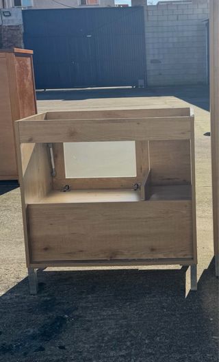 Mueble Baño Madera y Metal con lavabo