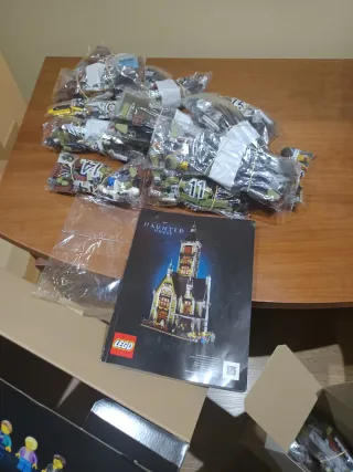 Lego 10273