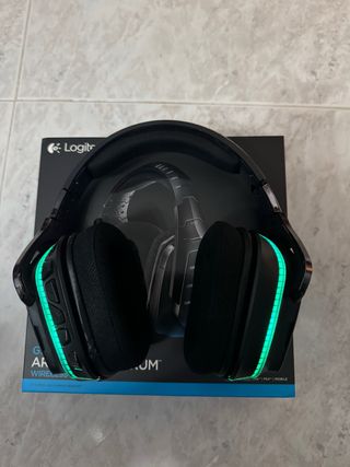 Logitech G933 Artemis Spectrum Wireless