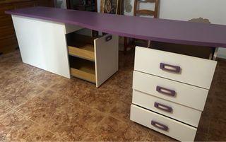 Escritorio,con cajonera y zapatero