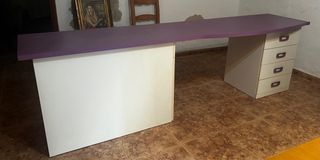 Escritorio,con cajonera y zapatero