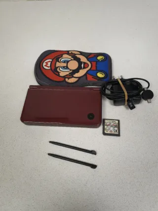 Nintendo DSi XL Cereza + Accesorios